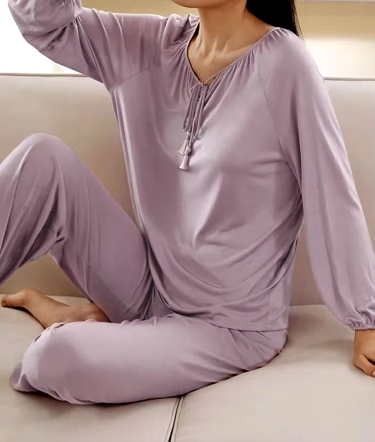 100% Mulberry Silk Knitted Jersey Pajamas Sets, Women's Pyjamas, Sleepwear (97d)