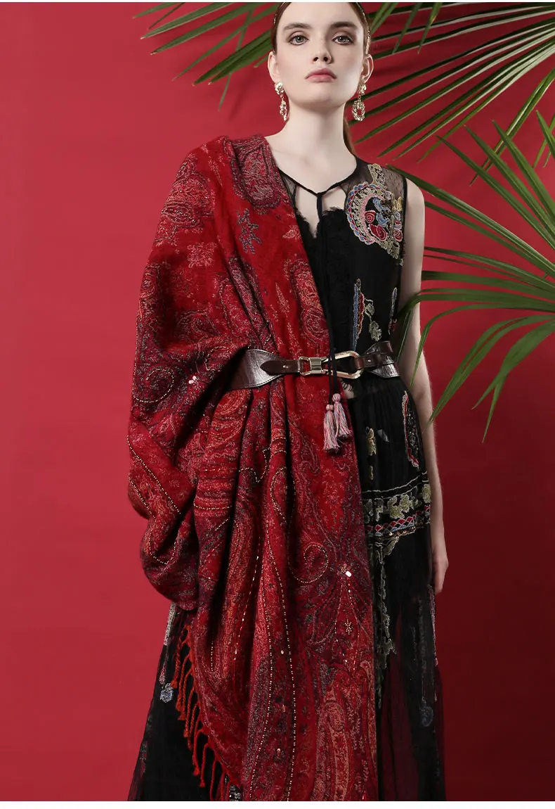 100% Merino Wool Women's Scarf, Made in India, Kashmir, Handmade Embroidery, 145X145cm, Shawls and Wraps, Pashmina Wool Scarves (141a)