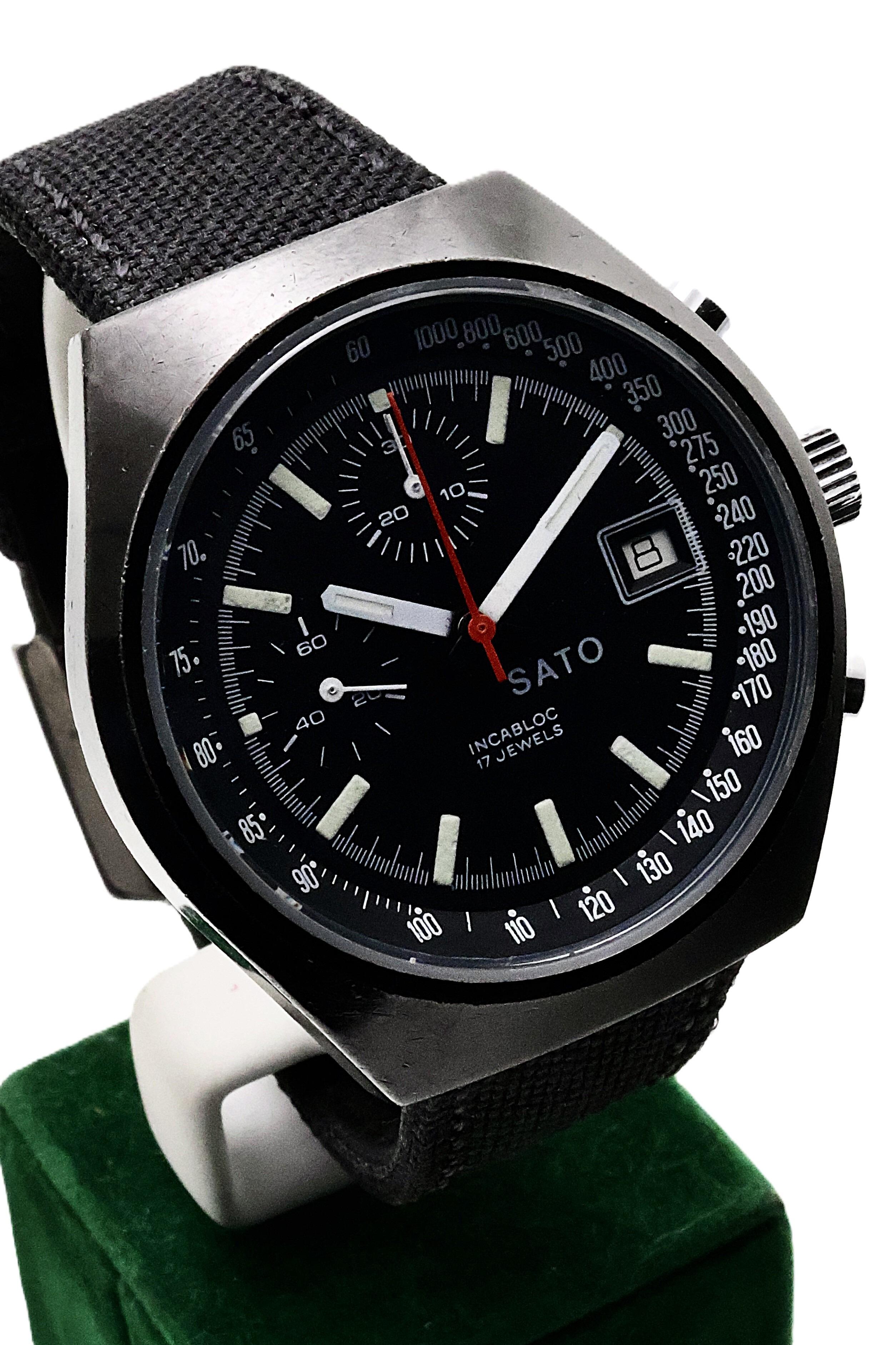 Valjoux chronograph watch