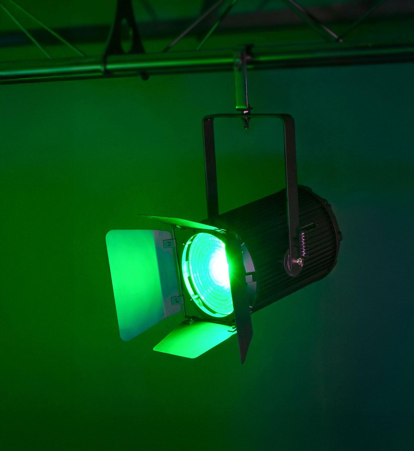 Citronic MFZ160-RGBW: 160W Mini Fresnel Zoom RGBW LED Stage Light green