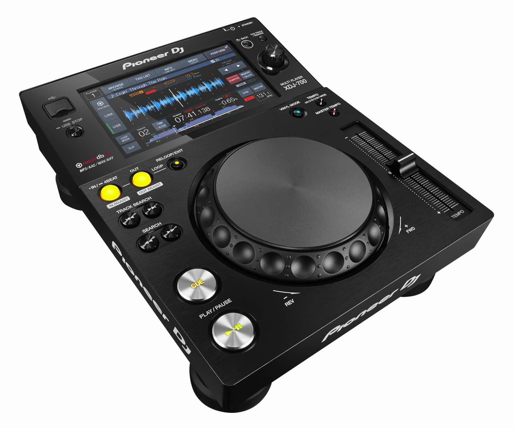 Pioneer DJ XDJ-700 compact media player angle right