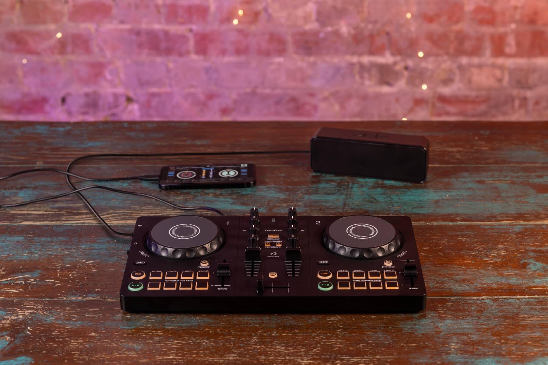 AlphaTheta  DDJ-FLX2 Compact 2-channel DJ controller lifestyle image 4