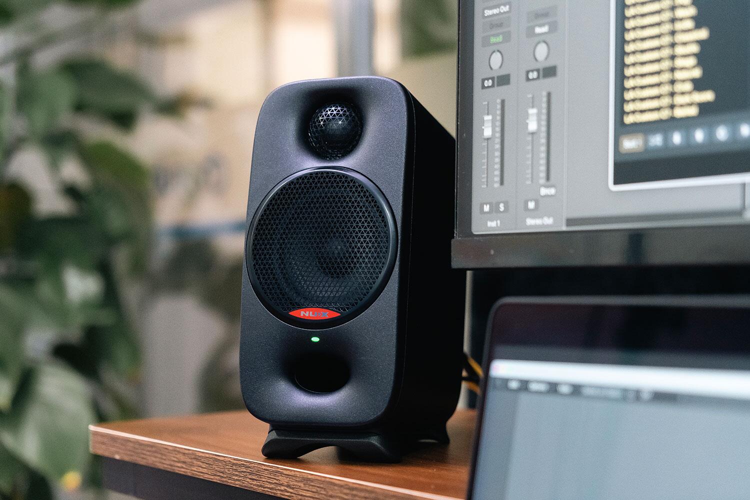 NU-X Axon 3 Nearfield Studio Monitors by screen