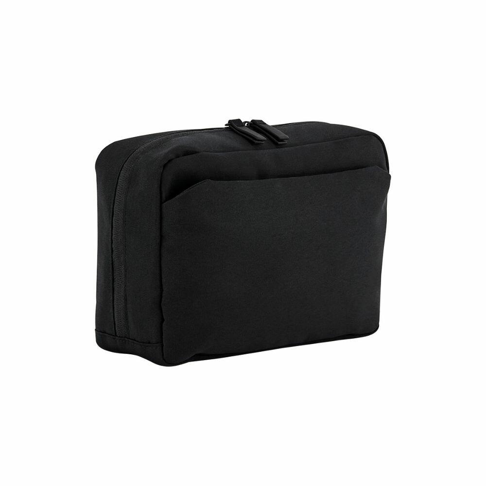 A Quadra QD272 rectangular toiletry bag in black featuring a zippered compartment.