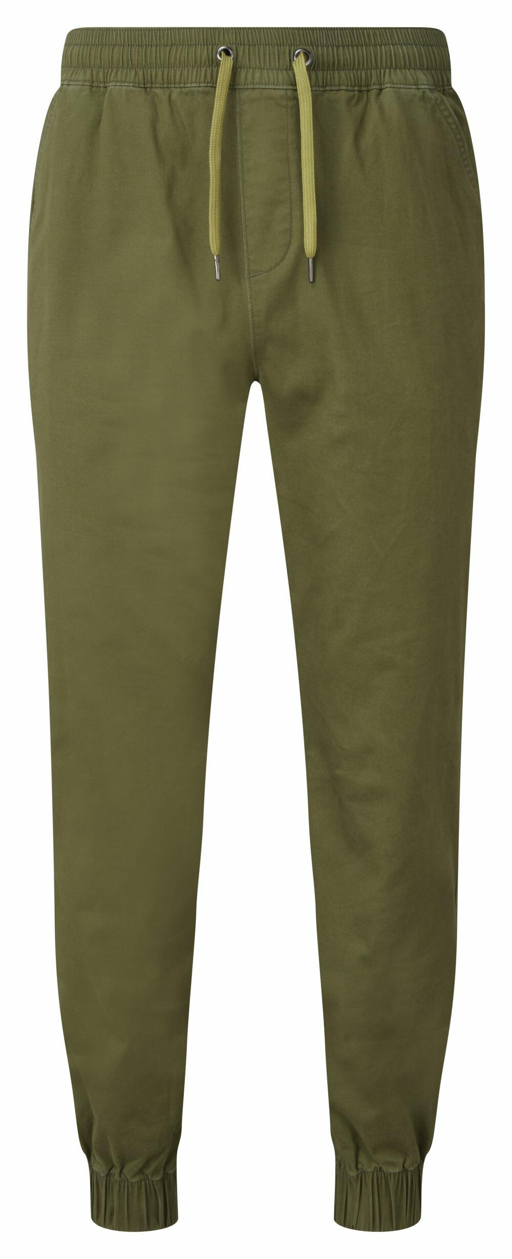 The AQ055 by Asquith & Fox are green jogger pants featuring an elastic waistband and ankle cuffs.