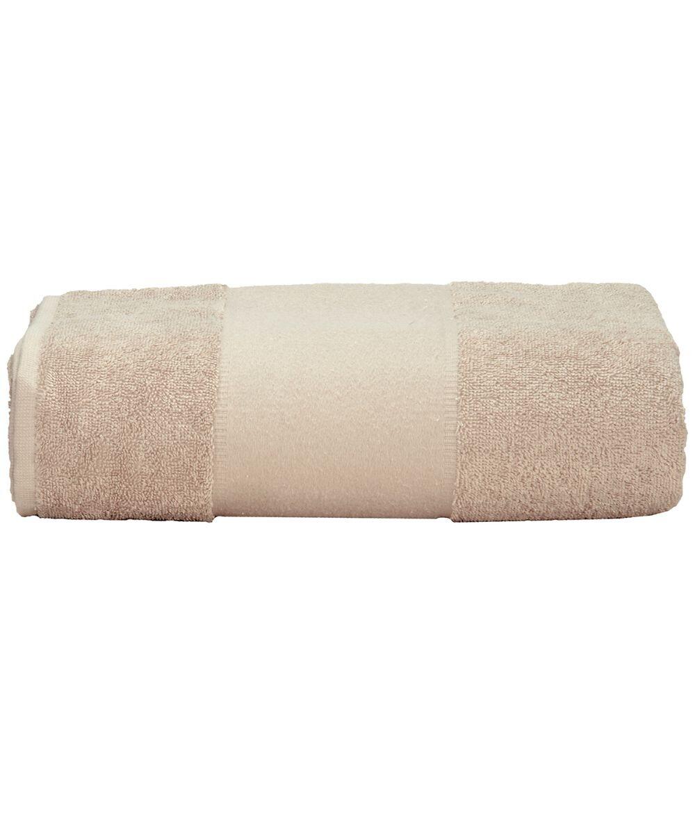 The AR075 bath towel from A&R Towels is neatly folded and placed against a white background. It showcases a subtle textured pattern with wider bands at the edges.