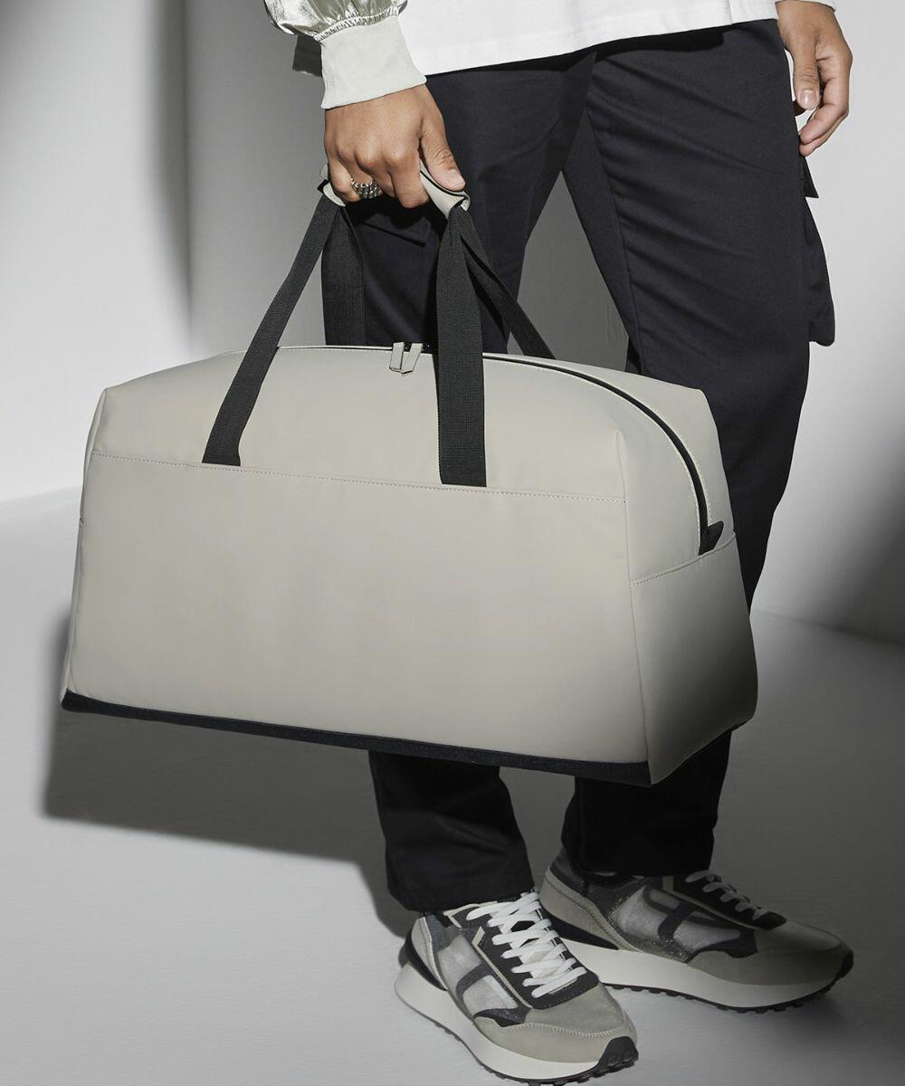 Stylish travel duffel bags online