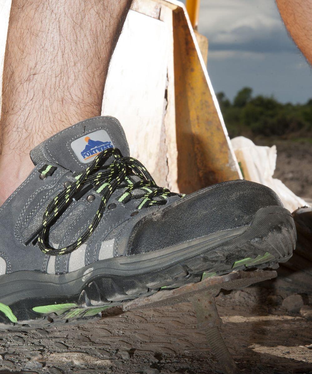 Tuskers safety boots hotsell