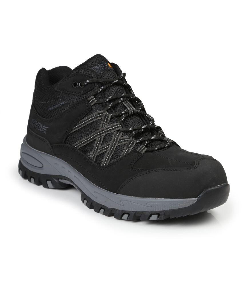 The RG563 by Regatta Safety Footwear, featuring a rugged sole and lace-up design in black and gray, is displayed against a plain white background.