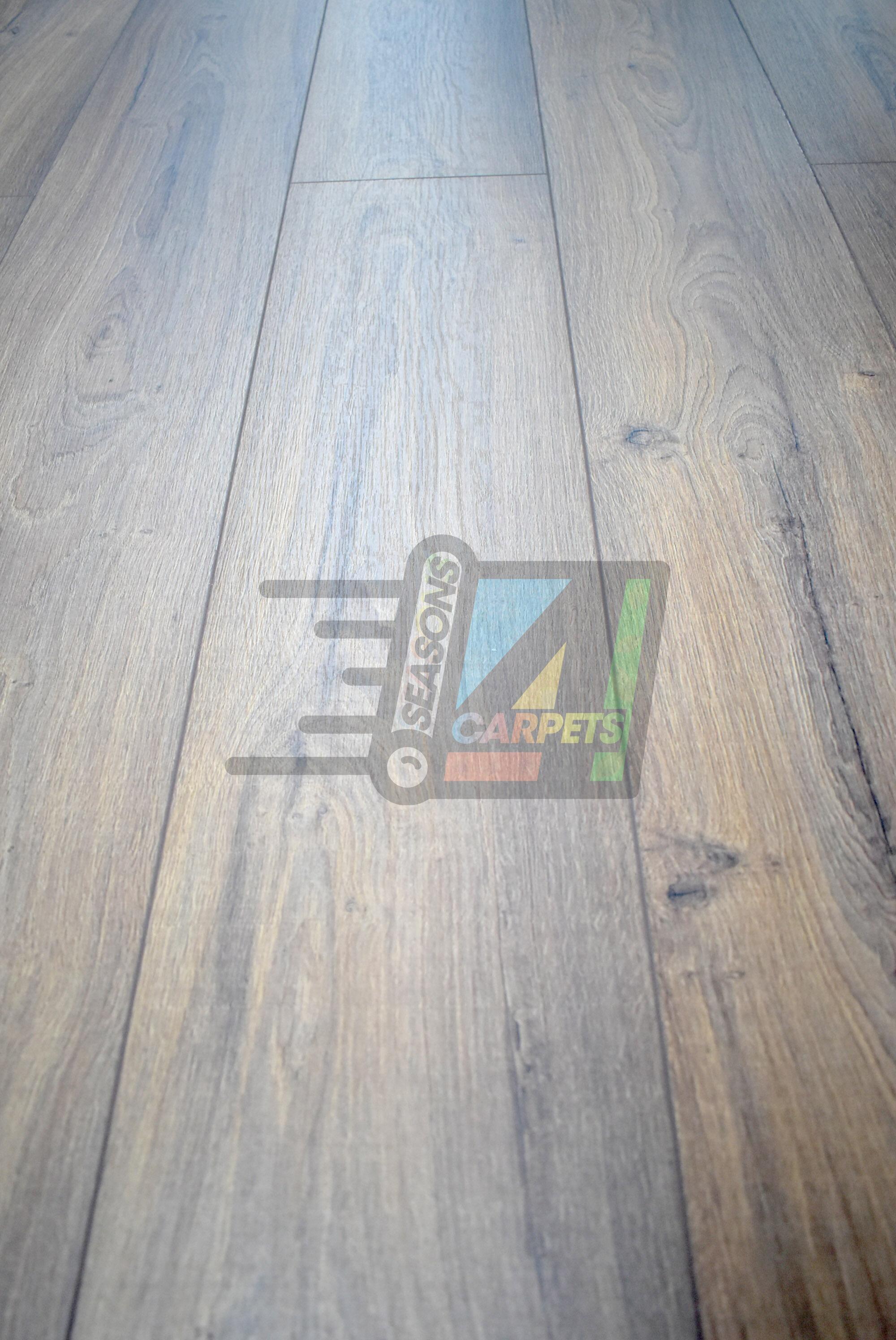 Sunex Merida 8mm laminate 197 x 1205mm planks £9.99/m²