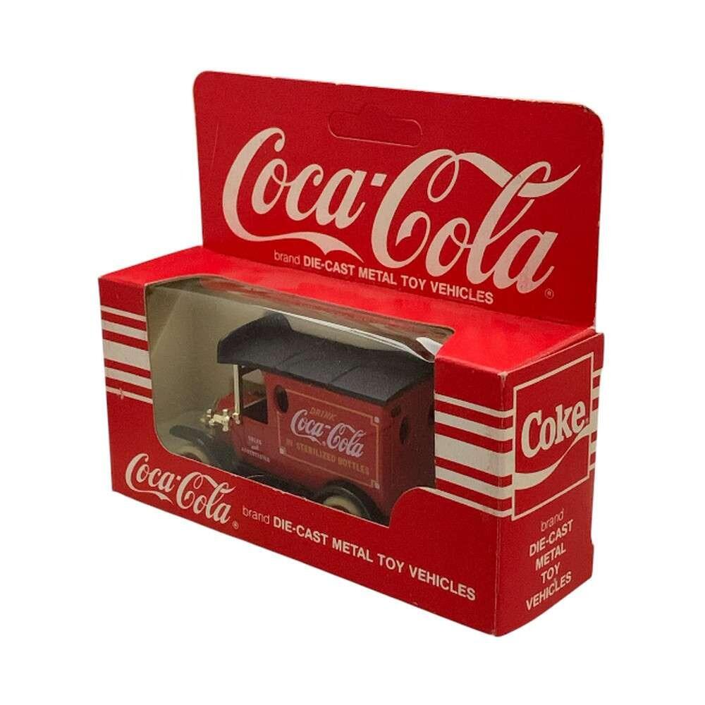 LLedo DG 6-8-33 Die-cast Coca-Cola Model T Ford Delivery Van