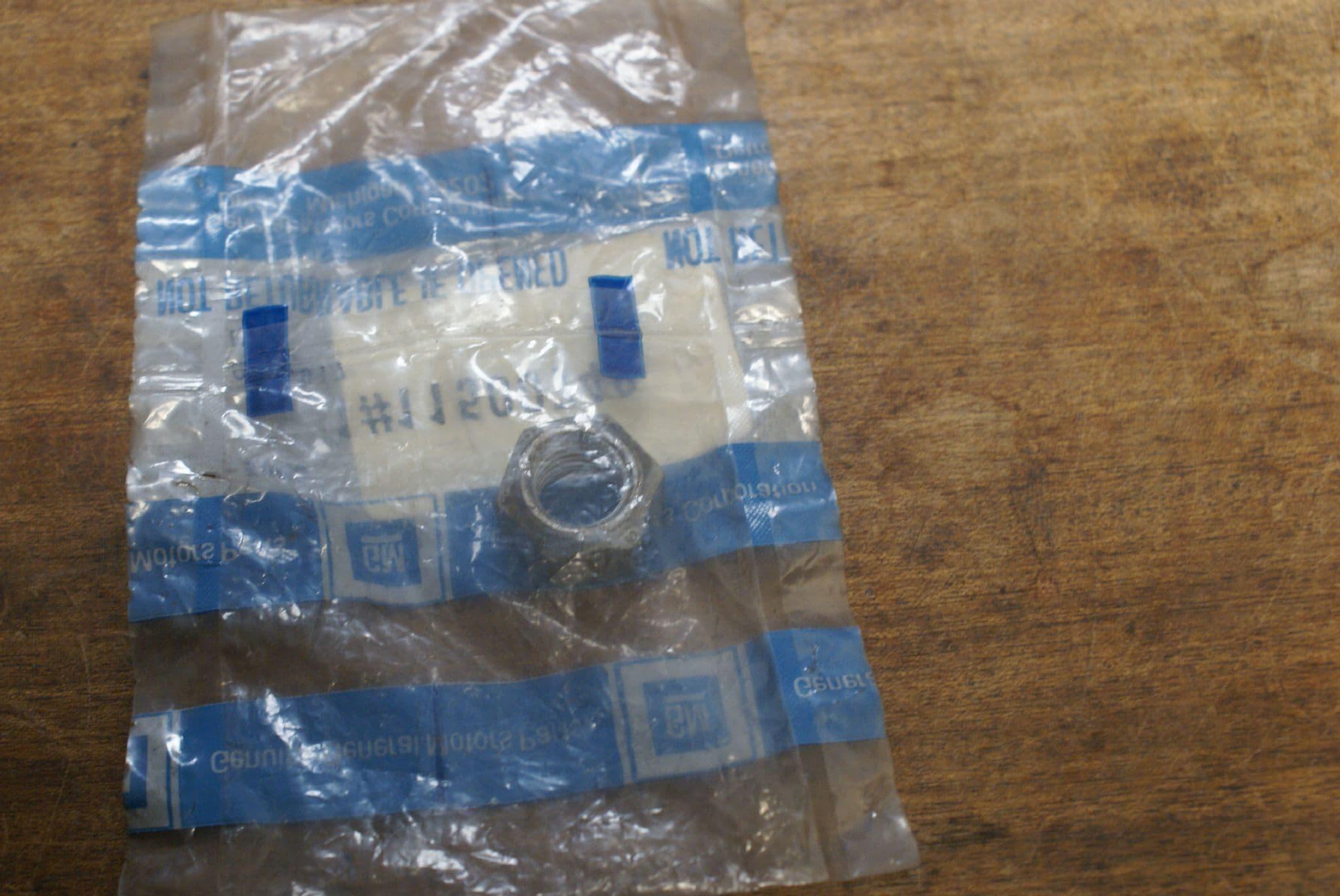 11569751 1960-1982 NutGM 11515751New