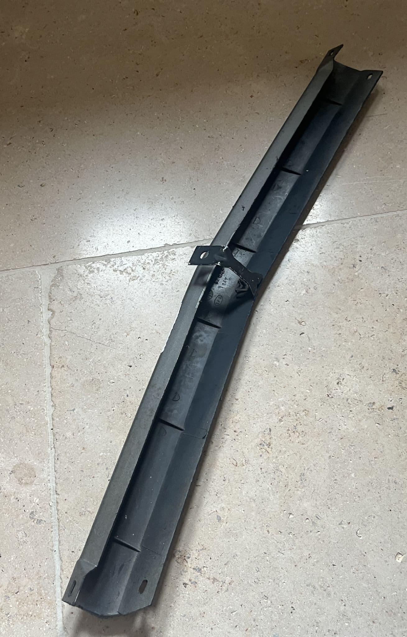 1984-1989 C4 CorvetteFront Spoiler Lower Center Air DeflectorUsed
