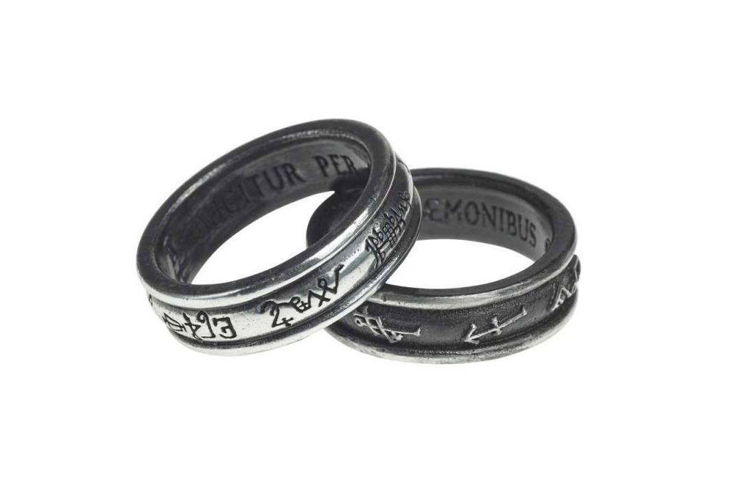 Demon Black & Angel White Alchemy Gothic Pewter Ring - Main