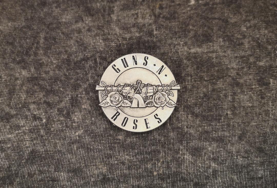 Official Band Merch | Guns N' Roses - Bullet Logo Metal Pin Badge - Front
