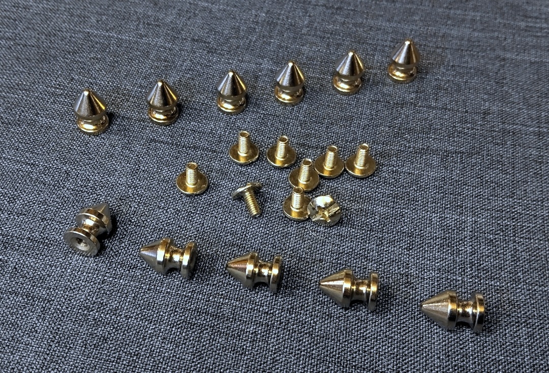 Small Rounded Screw On Threaded Spike