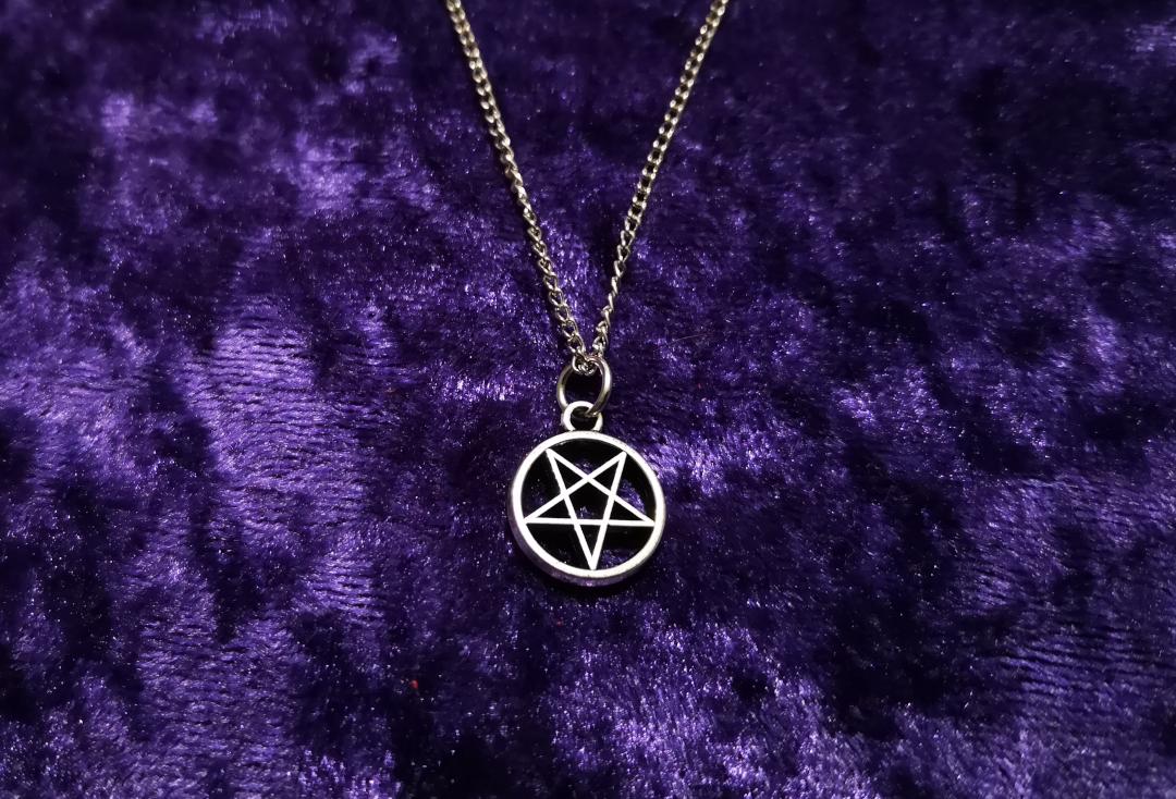 Small Inverted Pentacle Chain Pendant