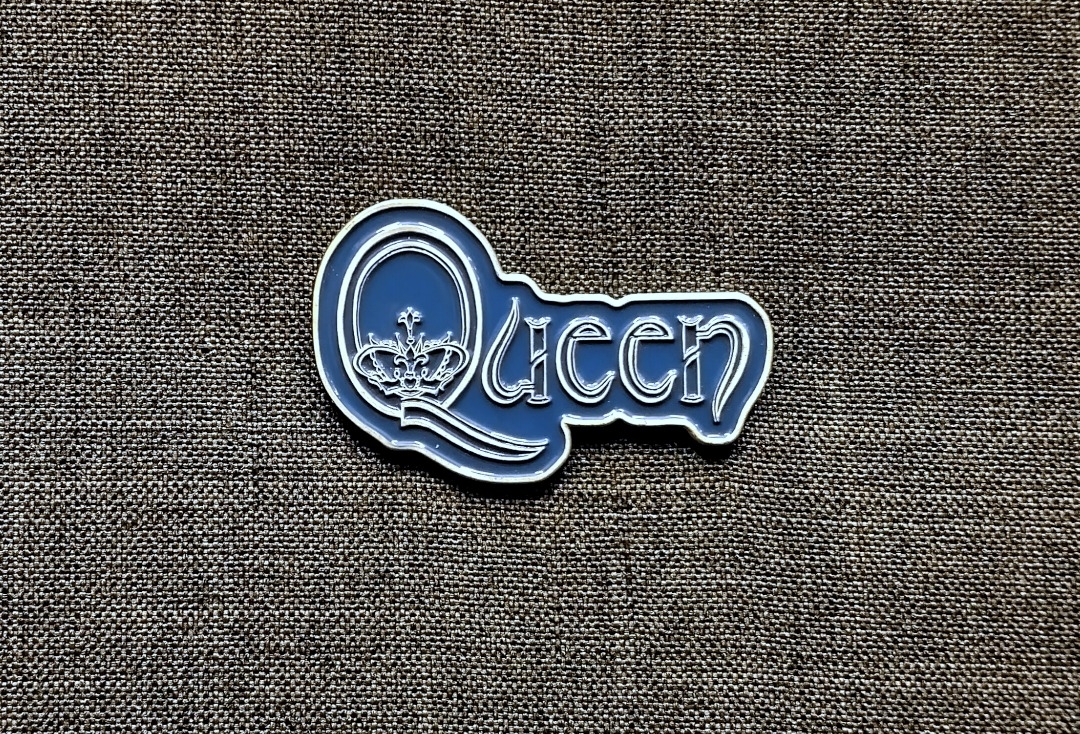 Queen - Logo Official Metal Pin Badge