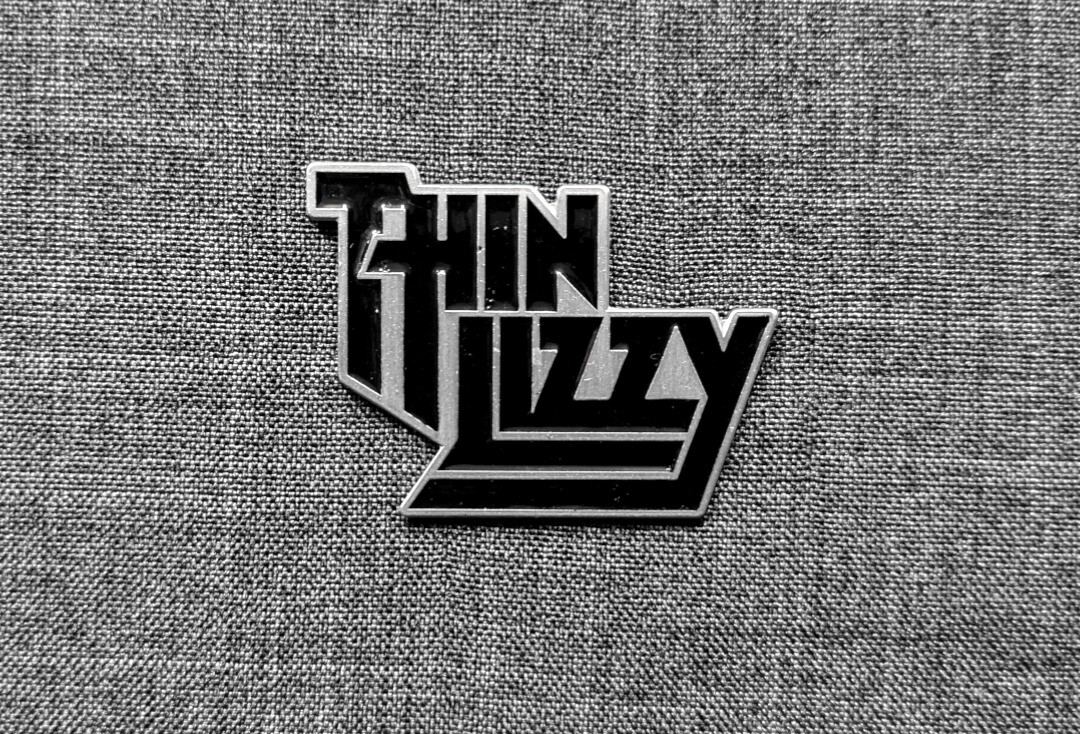 Official Band Merch | Thin Lizzy - Logo Official Metal Pin Badge