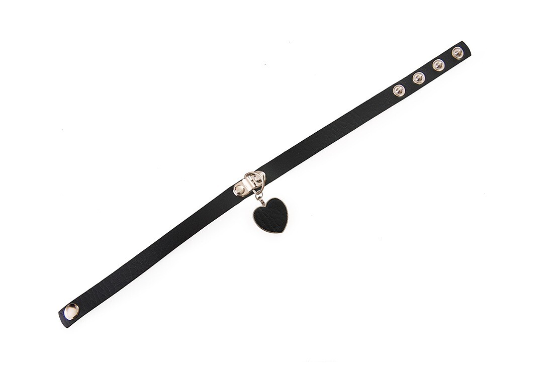 Jezebel Black Heart Banned Apparel Collar - Flat