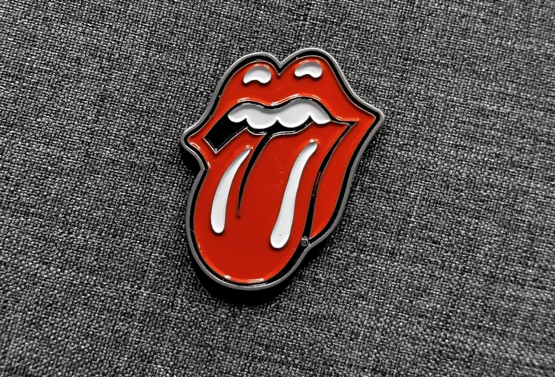 The Rolling Stones - Tongue Official Metal Pin Badge