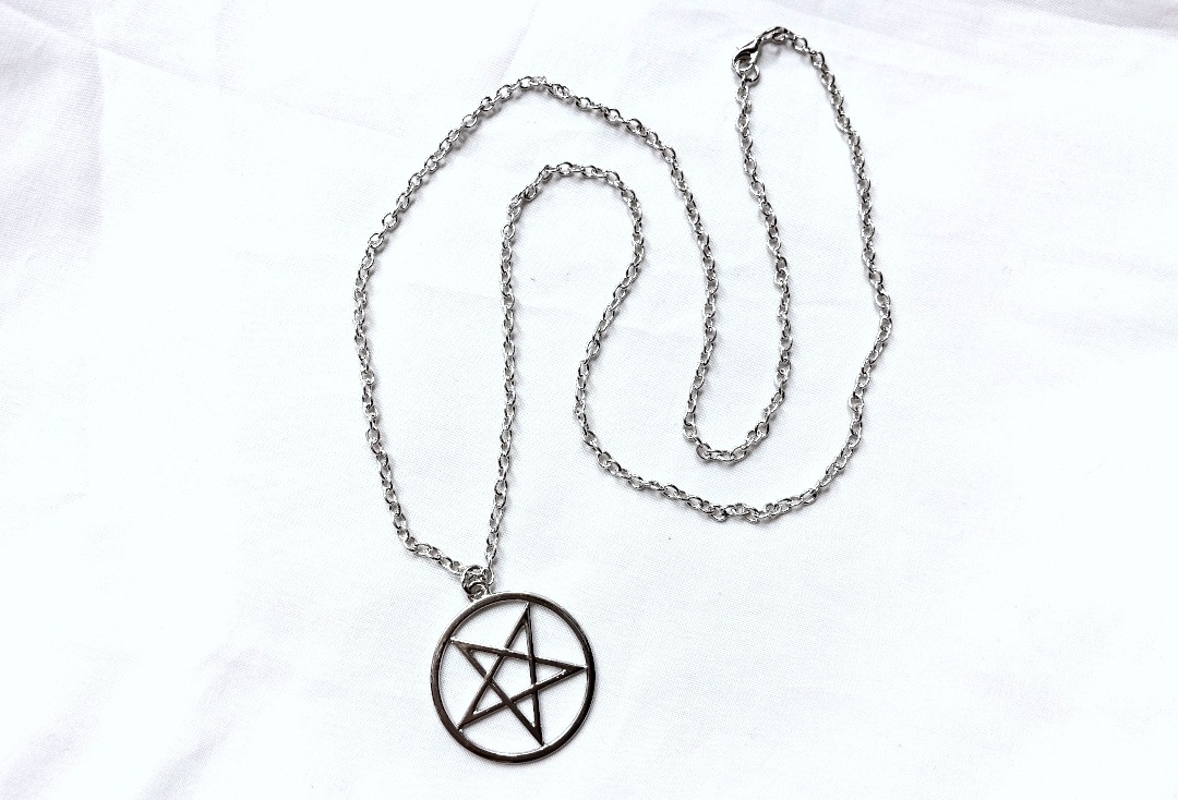 Medium Inverted Pentagram Pendant & Chain - Large