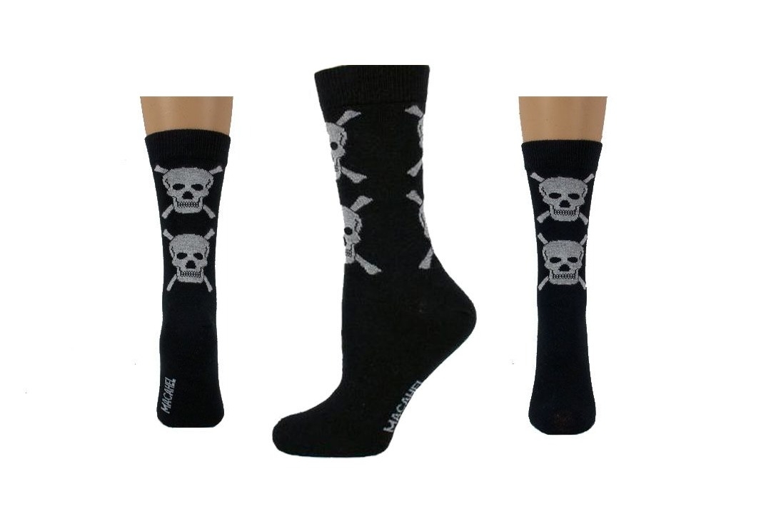 Black With Large White Skull & Crossbones Macahel Men's Socks