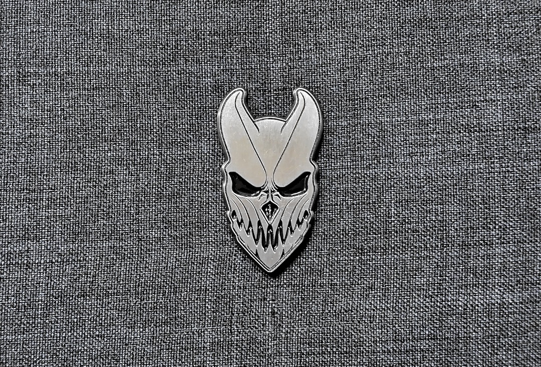 Slaughter To Prevail - Mask Official Metal Pin Badge