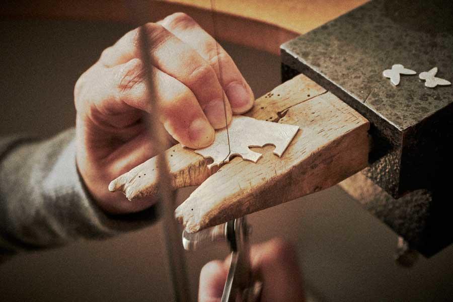 cutting hands for jewellery