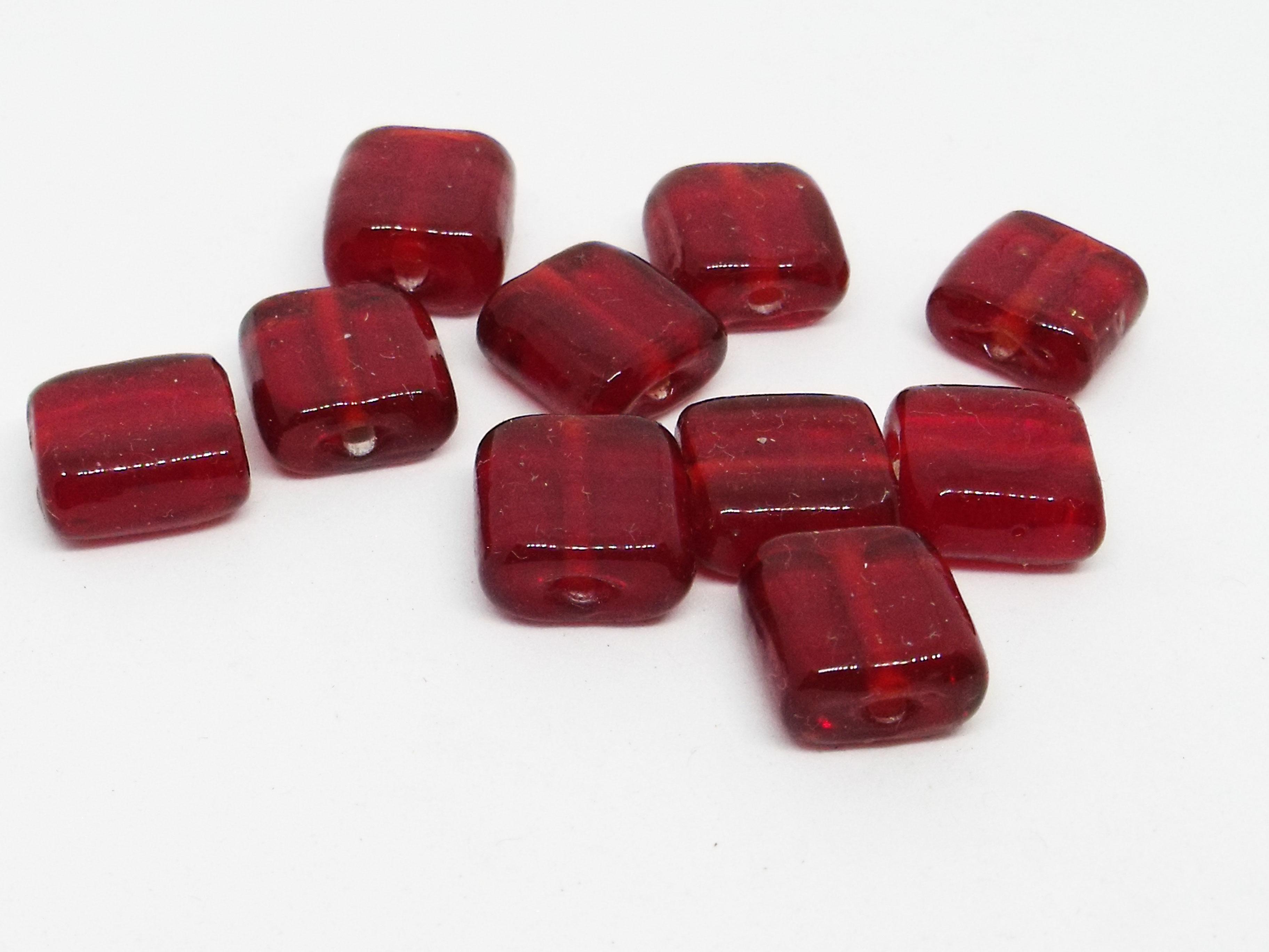 13.5x13.5mm Flat Glass Square Bead - Clear Red
