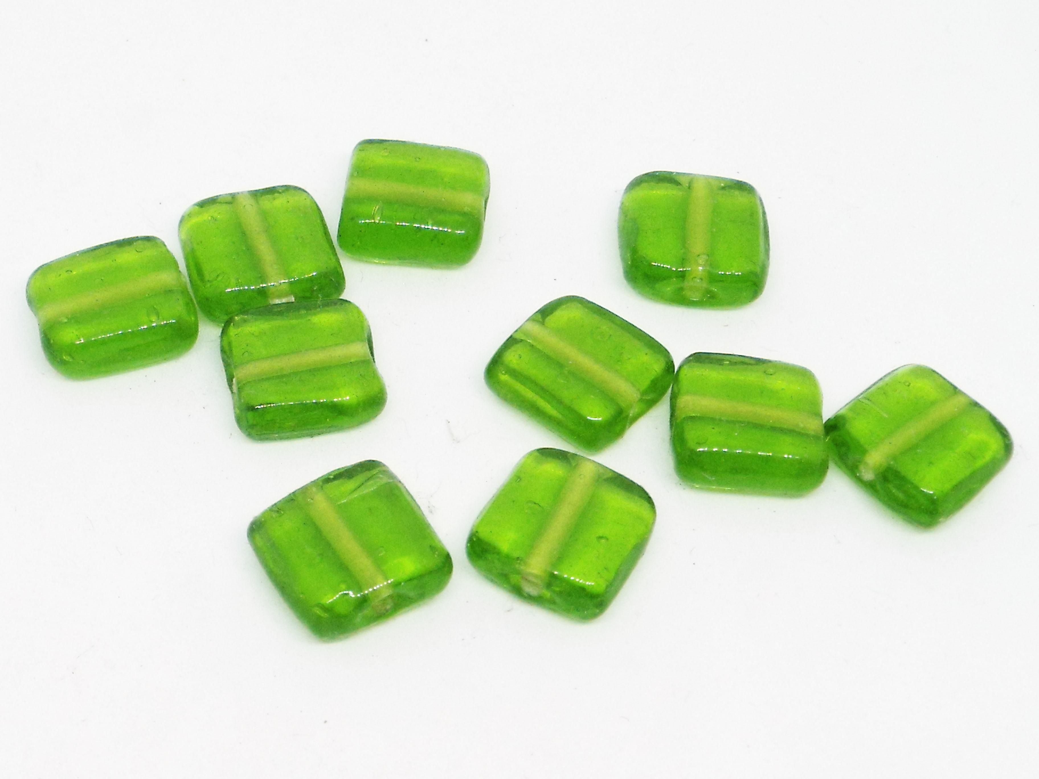 13.5x13.5mm Flat Glass Square Bead - Clear Green