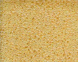 Miyuki Seed Beads 11/0 in Light Gold Ceylon