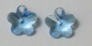 12mm Swarovski Flower Pendant in Aquamarine