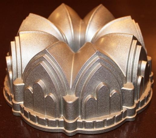 https://cdn.ecommercedns.uk/files/7/225077/5/3392335/cathedral-bundt-tin.jpg