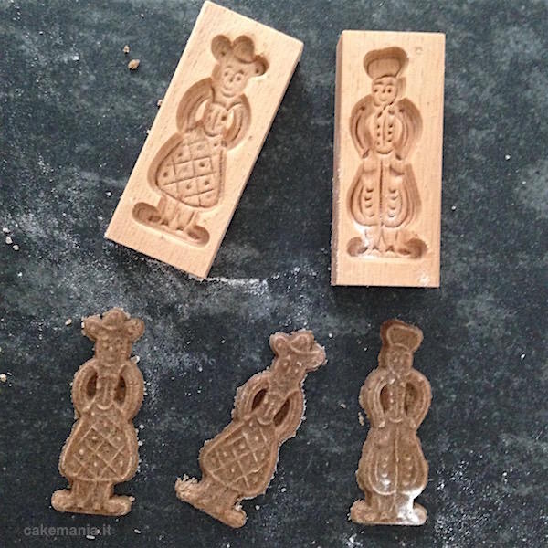 Woman and man mould with vandotsch speculaas spice infused woman and man dough shapes