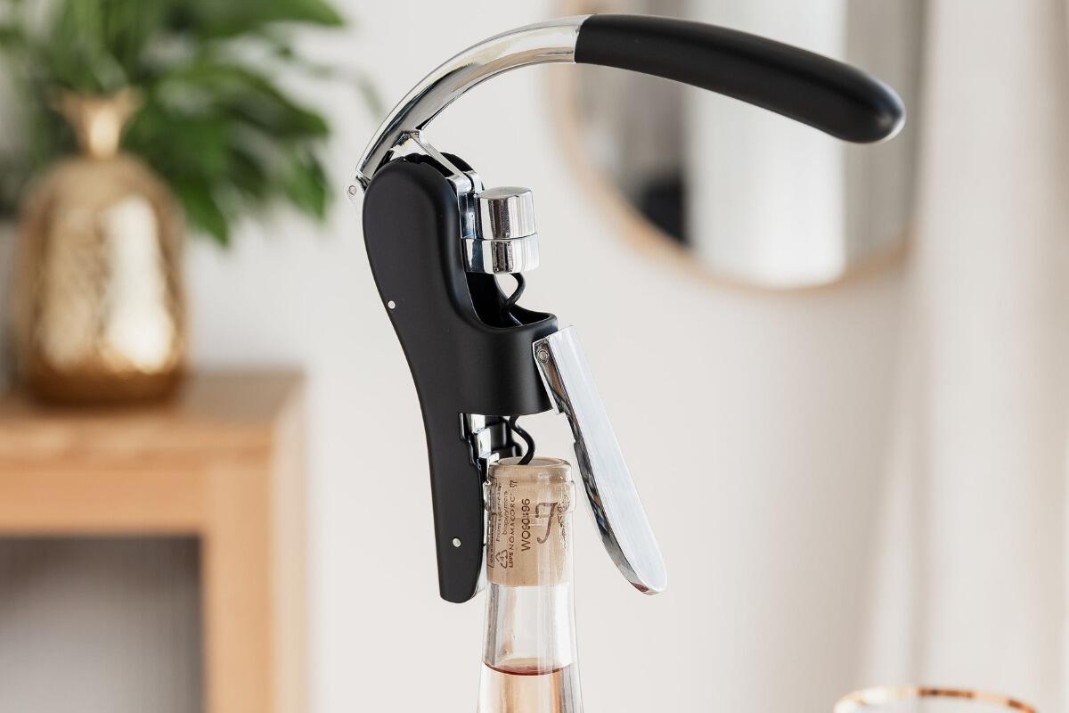Wine accessories gifts
