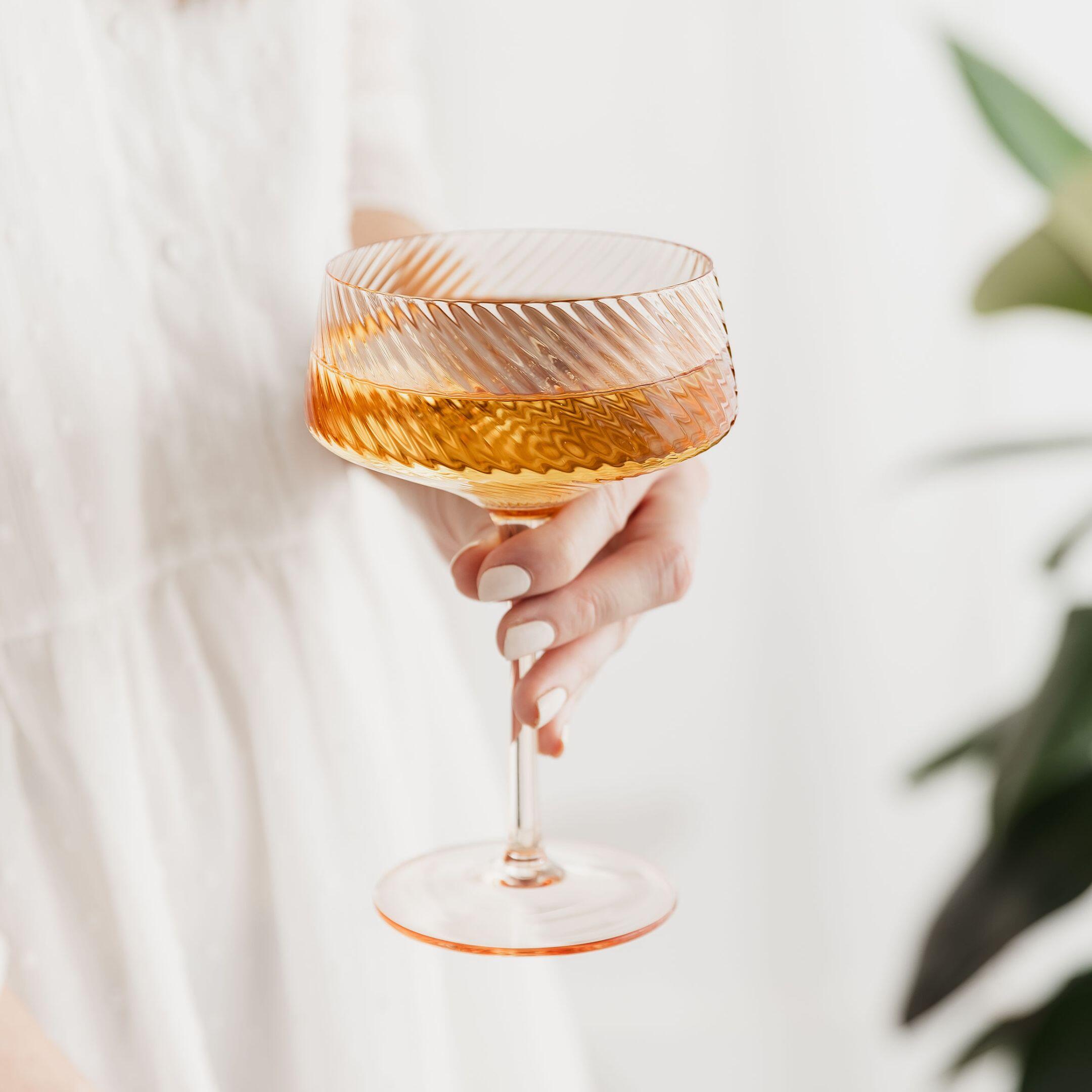 champagne coupes uberstar summer