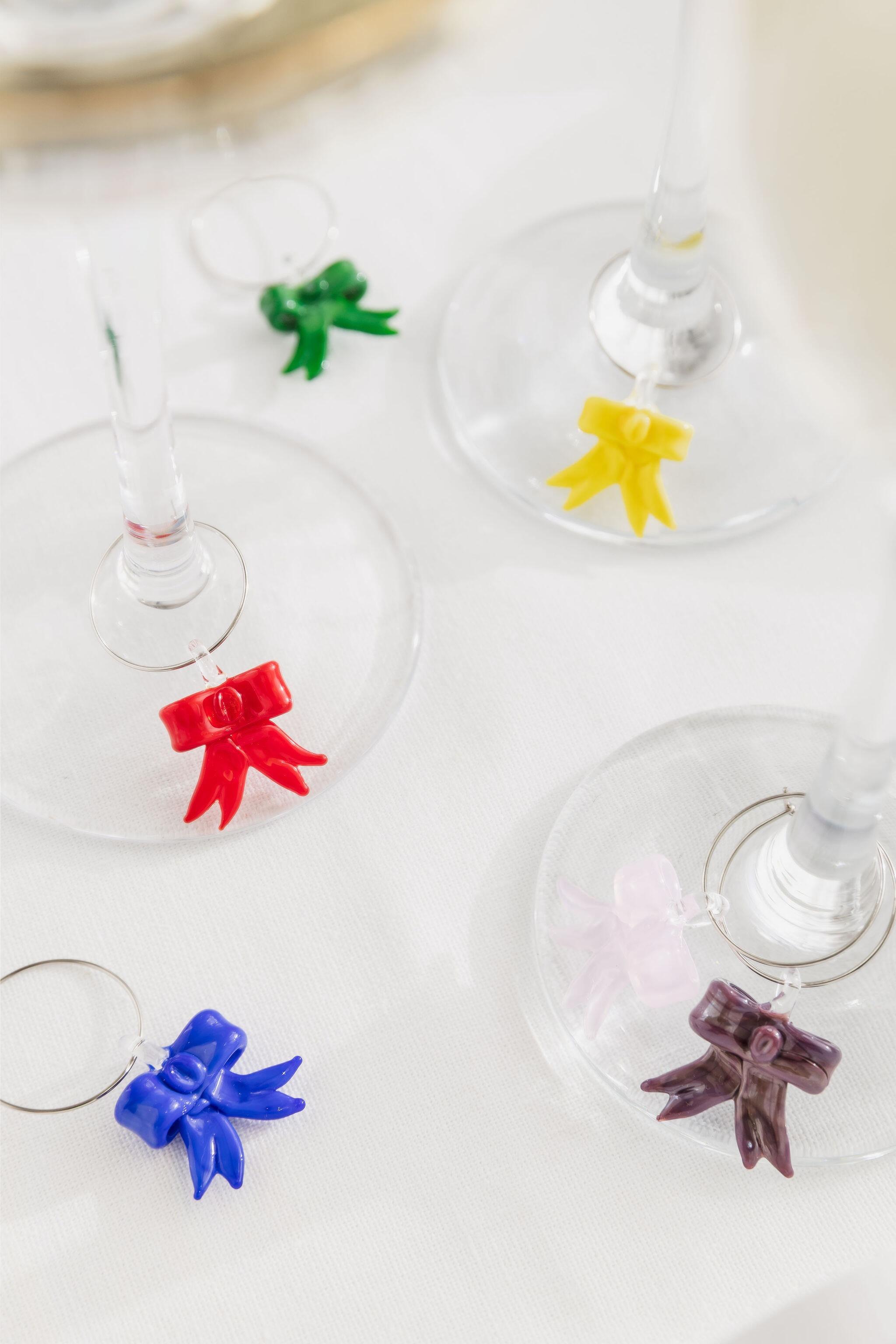 bow drink charms