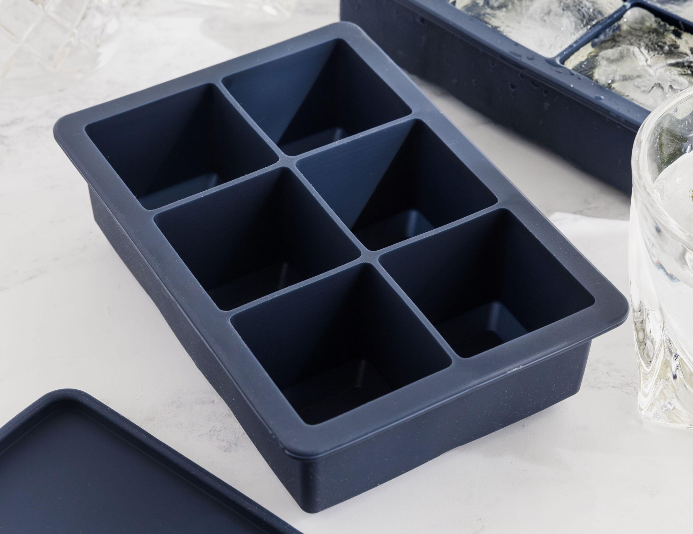 Giant ice cube tray for baby food