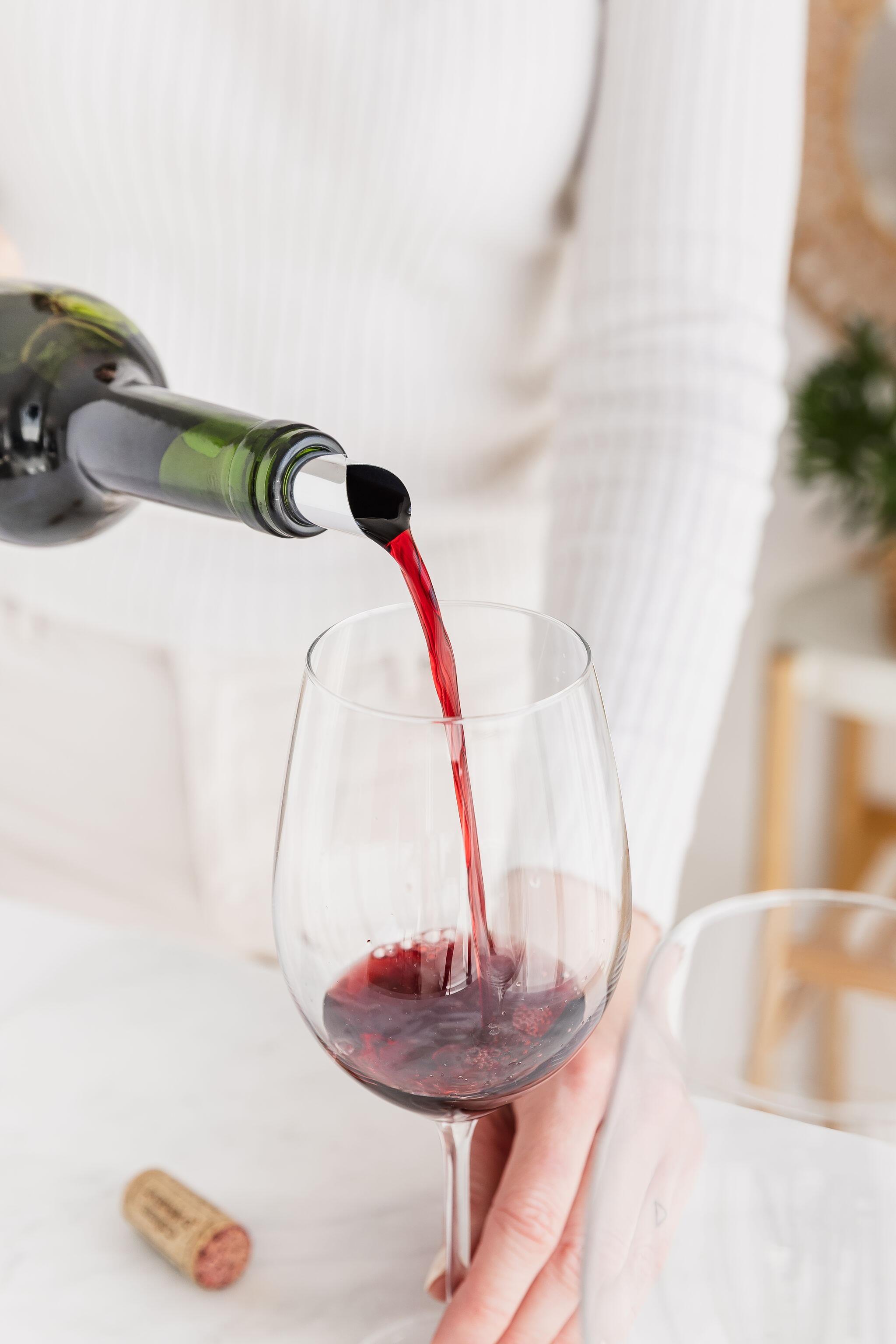 Wine Bottle Pourer Discs