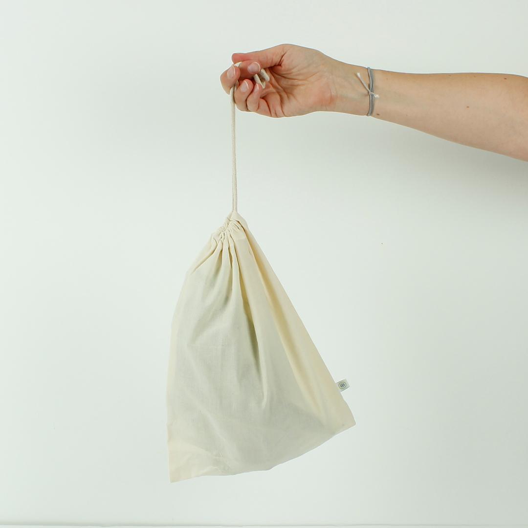 small cotton bolsas