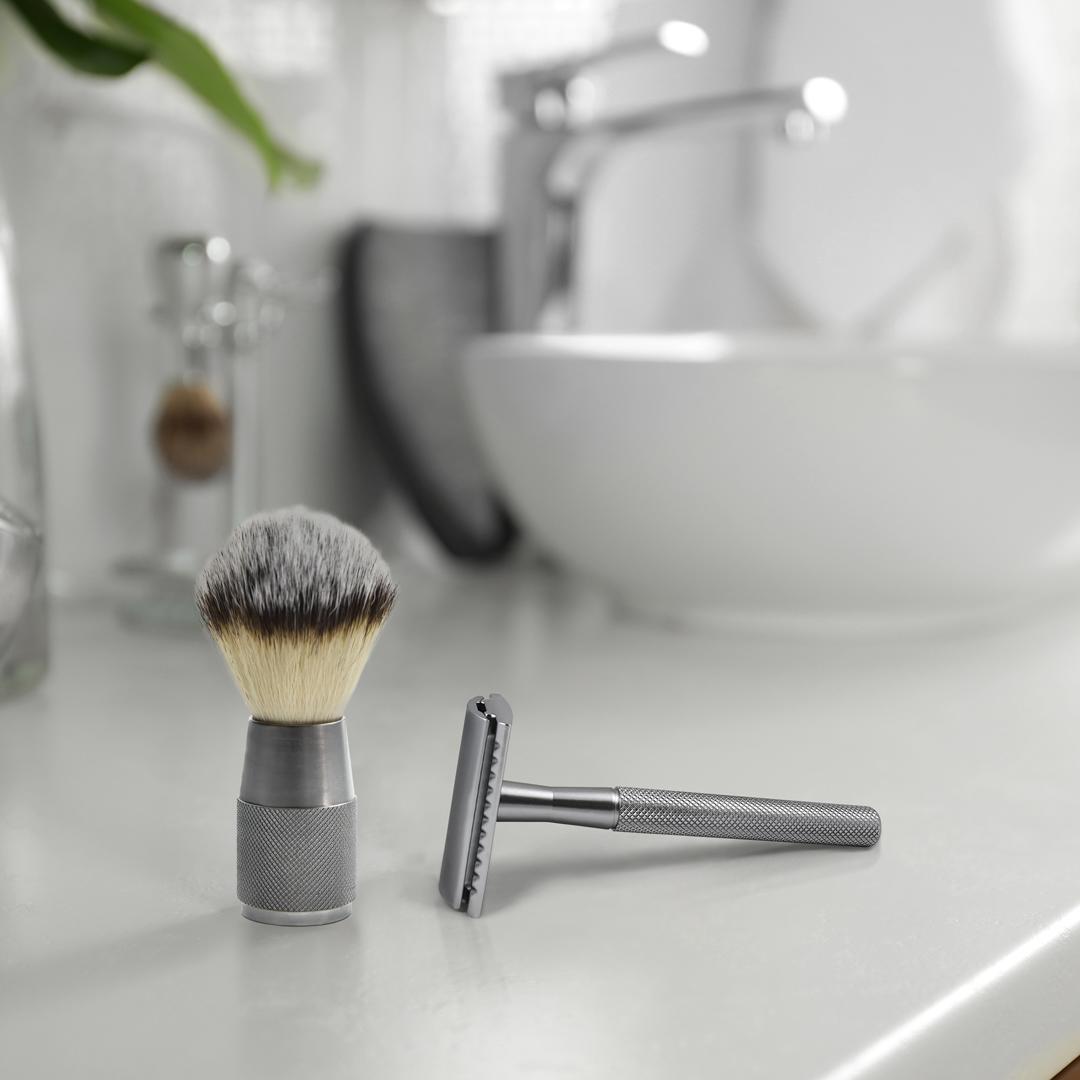 Bambaw silver shaving brush and razor lifestyle