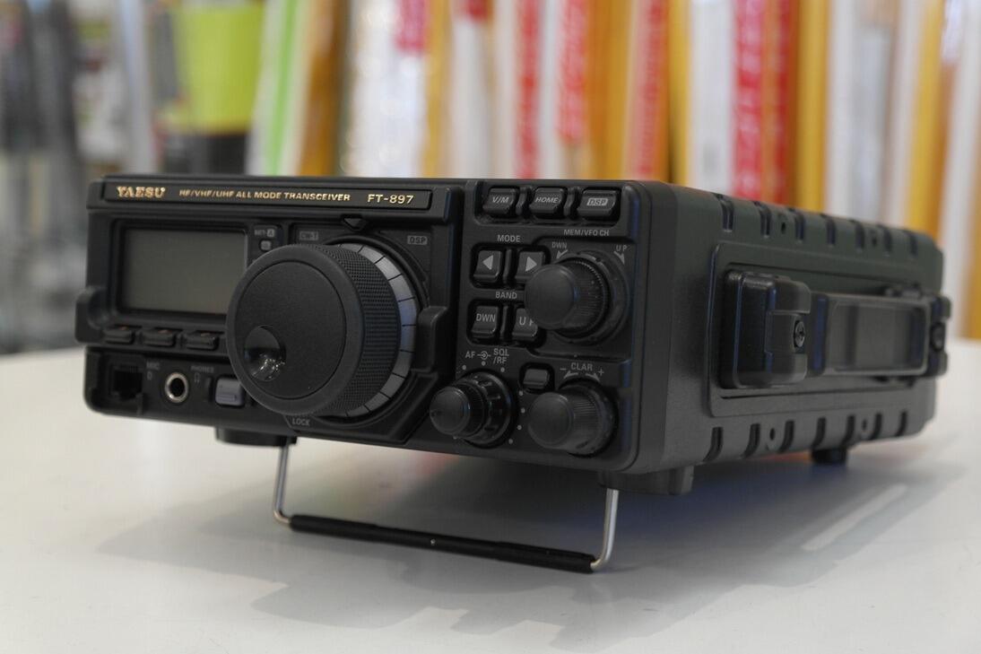 Second Hand Yaesu FT-897D Multi-Mode HF VHF UHF Transceiver - Radioworld UK