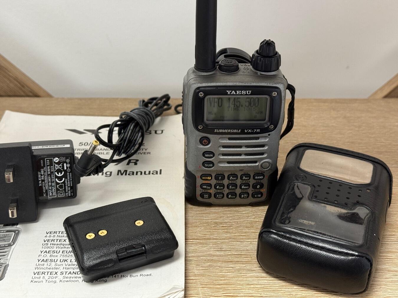YAESU VX-7R トリプルバンド受信機 Second Hand Yaesu VX-7R Tri-Band Handheld | Radioworld UK