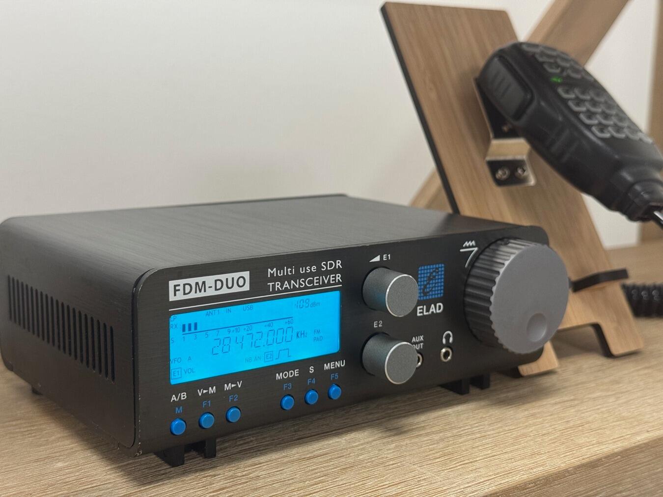 Elad SDR transceiver compact design