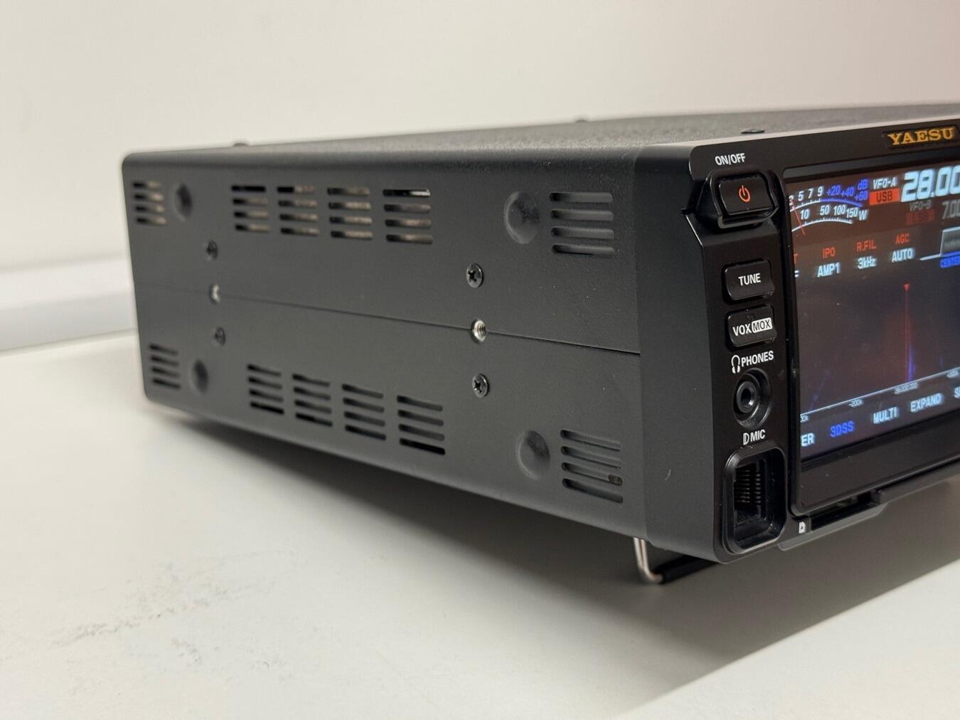 Second Hand Yaesu FTDX10 HF/50MHz SDR Transceiver – Hybrid SDR