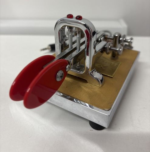 Second Hand Katsumi EK-150 Electronic Squeeze Keyer - Radioworld UK