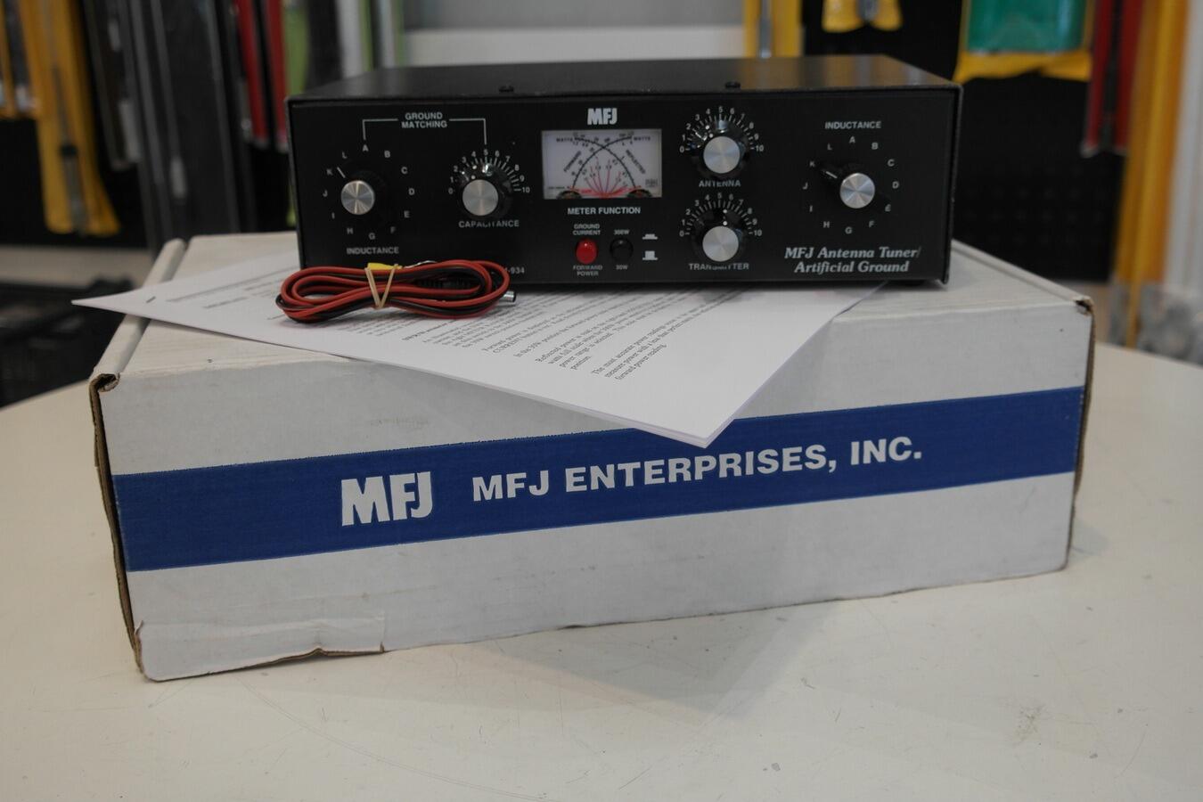Second Hand MFJ-934 Antenna Tuner & Artificial Earth | Radioworld UK