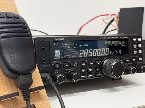 Second Hand Yaesu FTDX10 HF/50MHz SDR Transceiver – Hybrid SDR