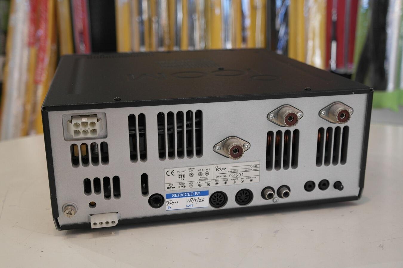 Used Icom IC-746 HF/6m 100W Transceiver | Radioworld UK